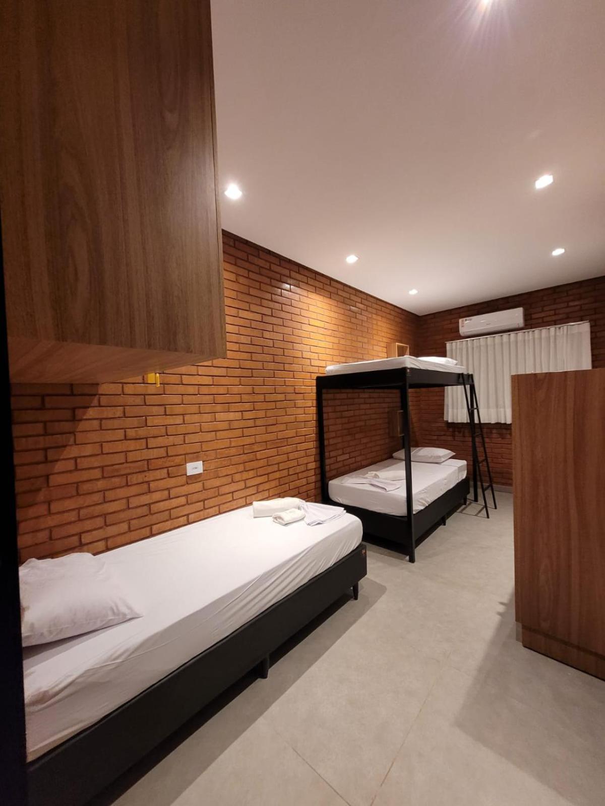 Bee Cool Albergue